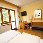 Am Wald 3* Ottobrunn