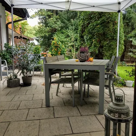 Am Wald Guest house Ottobrunn